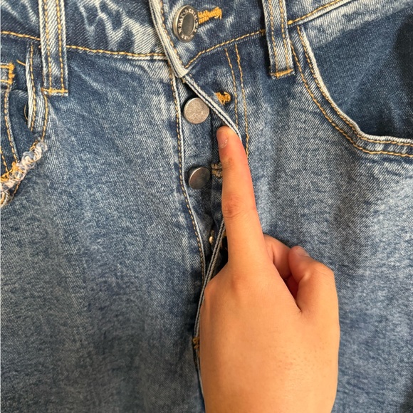 WeWoreWhat Medium Wash Danielle Distressed High-Rise Slim Straightleg Jean Sz 27 - Picture 4 of 6